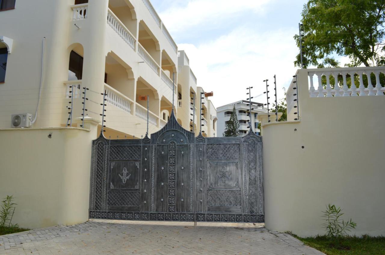Hotel Tiffany Mombasa Kültér fotó