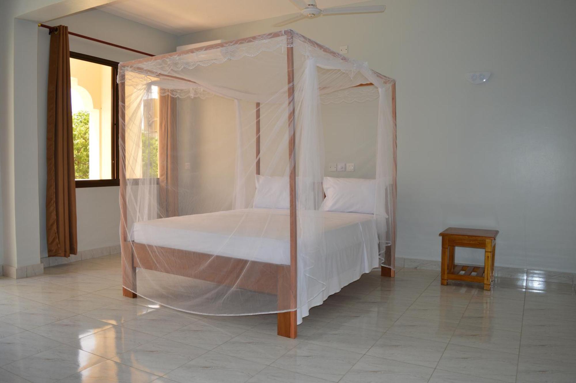 Hotel Tiffany Mombasa Kültér fotó