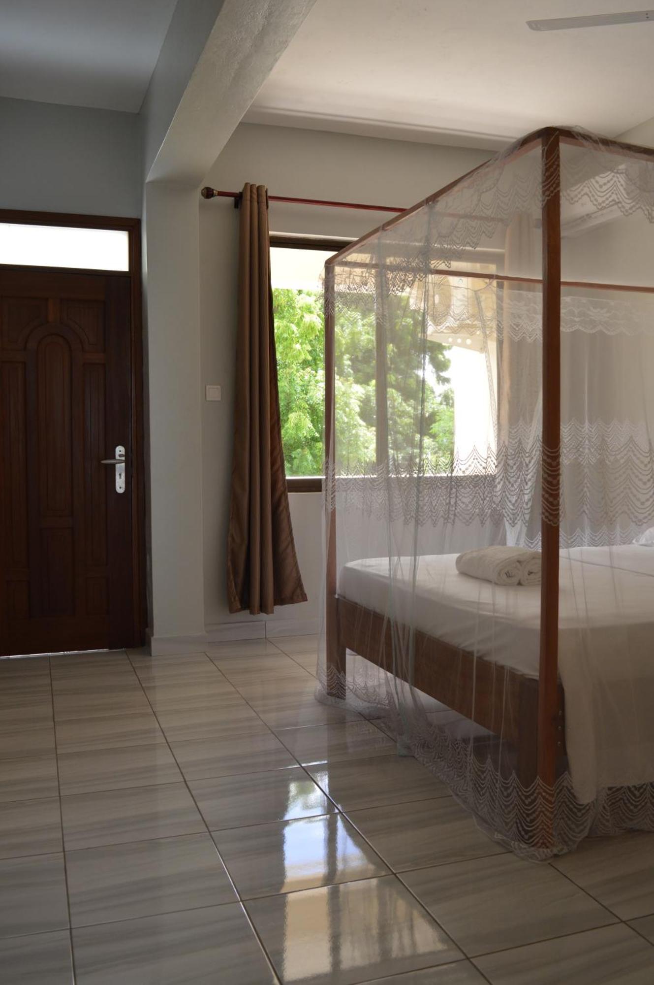 Hotel Tiffany Mombasa Kültér fotó